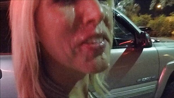 Das Hurenblonde Dienstmädchen freie pornofilme ohne anmeldung Kimber Delice poliert einen großen schwarzen Schwanz mit ihrem Mund und ihrer Muschi